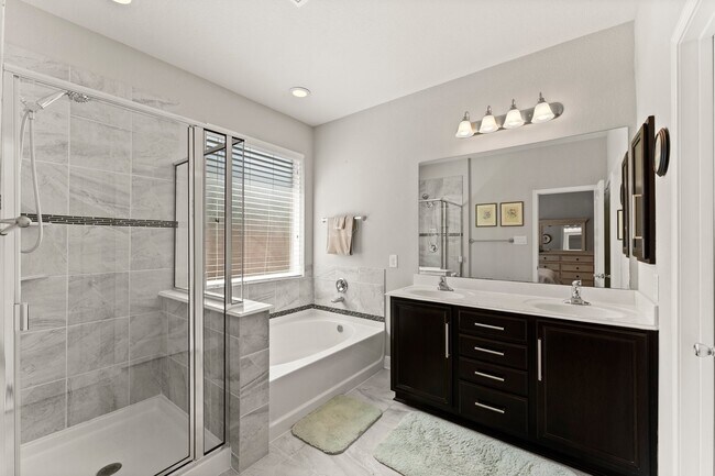 Building Photo - 1918 Elkington Cir