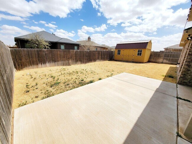 Building Photo - 13803 Avenue W