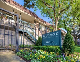 Building Photo - 845 Augusta Dr