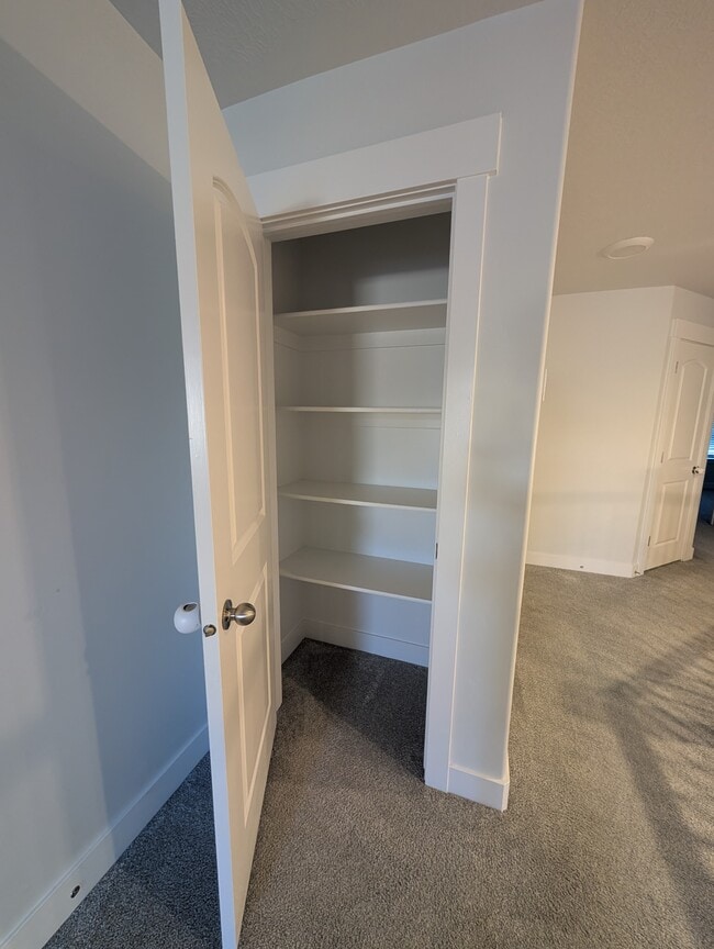 Building Photo - 2005 N 4040 W