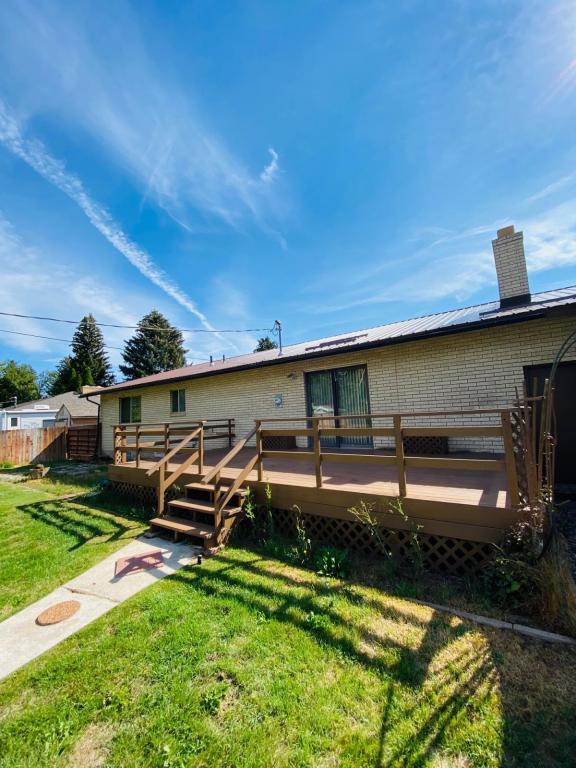 Building Photo - 1920 Sabin Dr