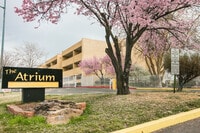 Building Photo - 1st Month Rent Free! Absolutely darling, fully remodeled, single story, updated condo in a NE Hei...