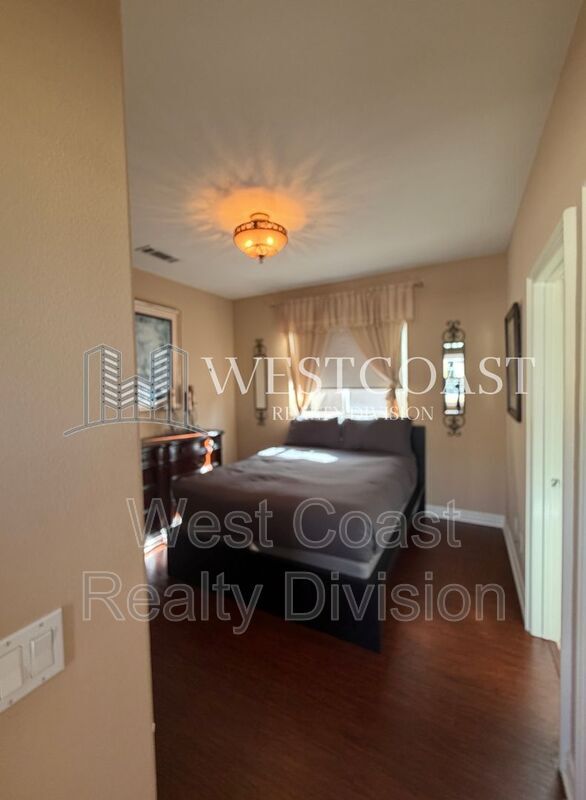 Building Photo - 42764 Portraits Ln