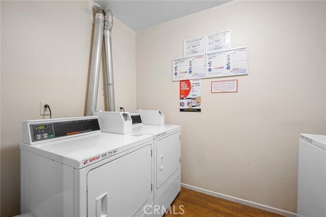 Building Photo - 15344 Weddington St