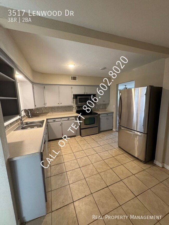 Building Photo - 3 bedroom home in Paramount!