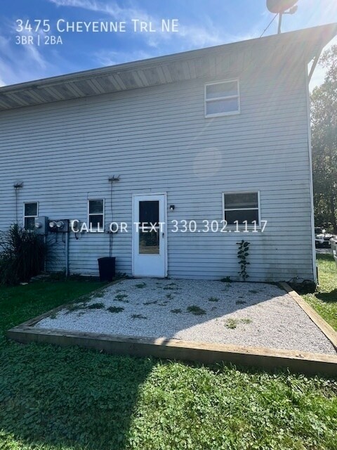 Building Photo - Three bedroom duplex for rent - Lake LSD