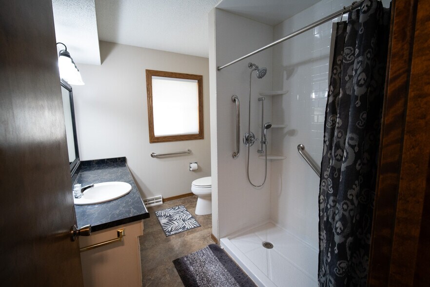 Building Photo - 1218 Aldrich Way