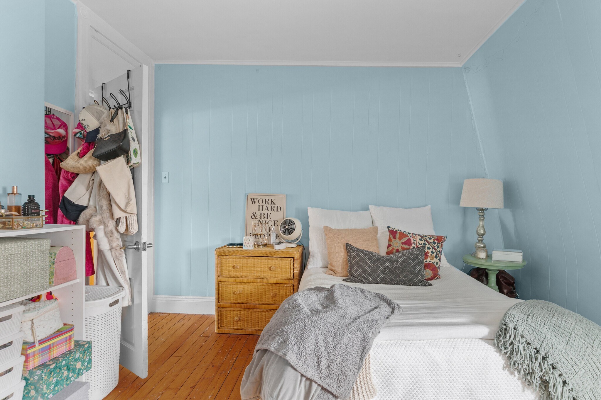 Building Photo - 501 Spring St