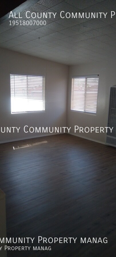 Building Photo - 6377 Hermosa Ave