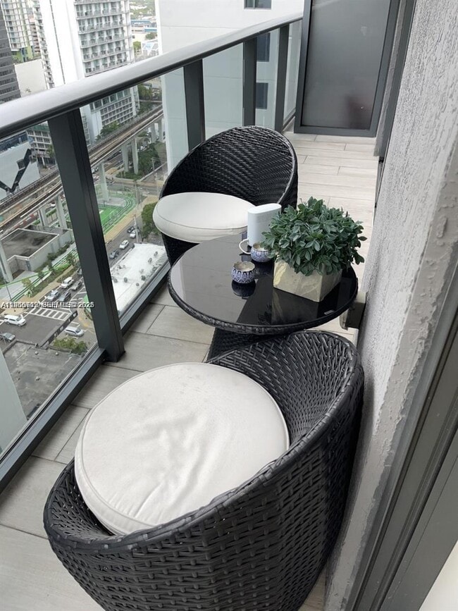 Building Photo - 55 SW 9th St