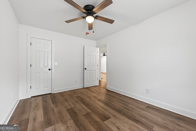 Building Photo - 491 Vine St