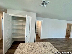 Building Photo - 2560 Solon Ln