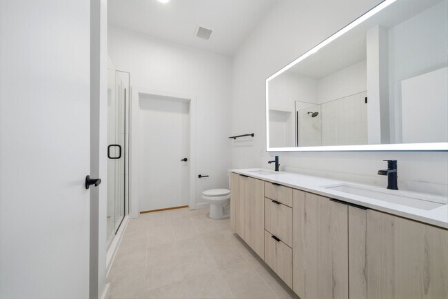 Building Photo - 2623 Keene St