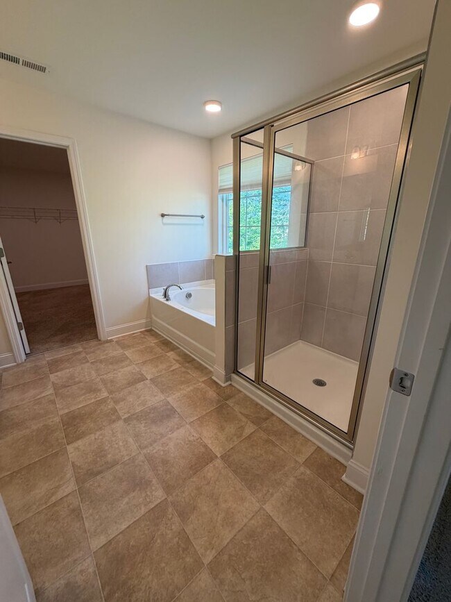 Building Photo - 763 Heartpine Dr