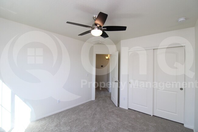 Building Photo - 11443 W St John Rd