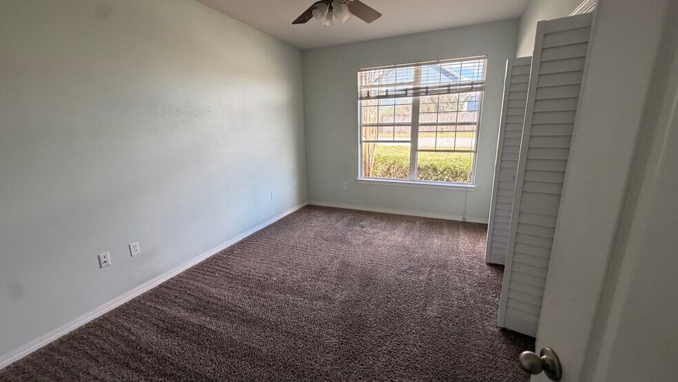 Building Photo - 312 Peoria Blvd