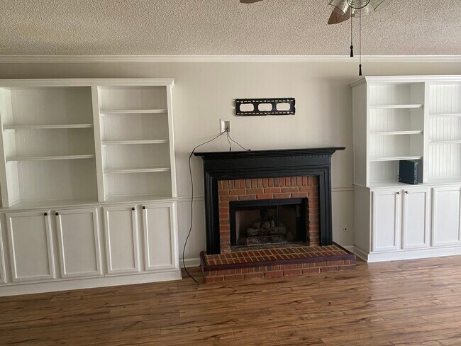 Building Photo - 2982 Edenberry Ln NW