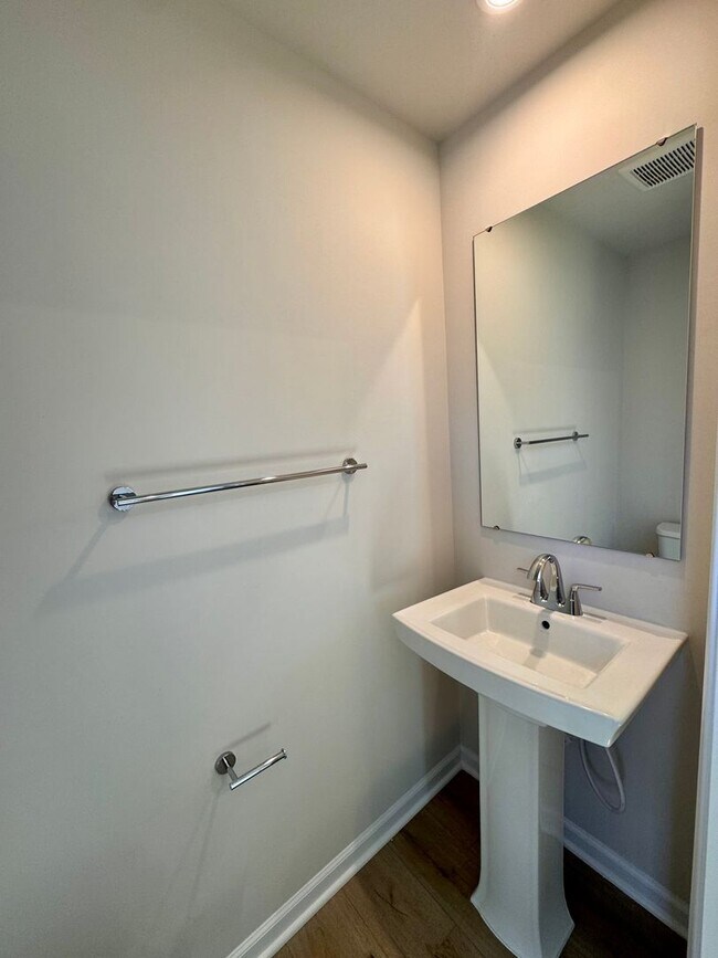 Building Photo - 2905 Orchard Ridge Lane