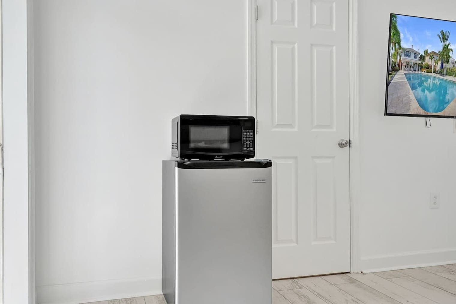 Building Photo - 901 N Federal Hwy