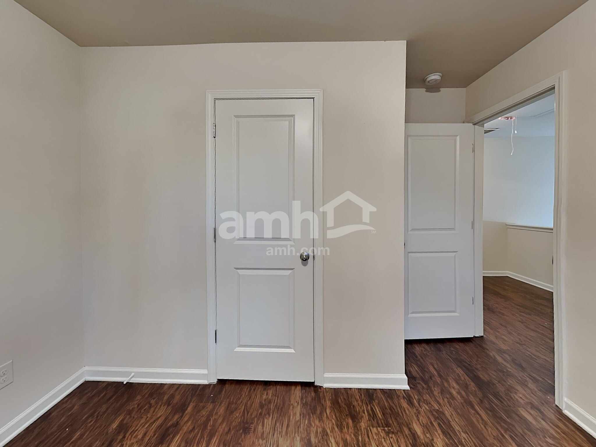 Building Photo - 4055 Clay Ct SE