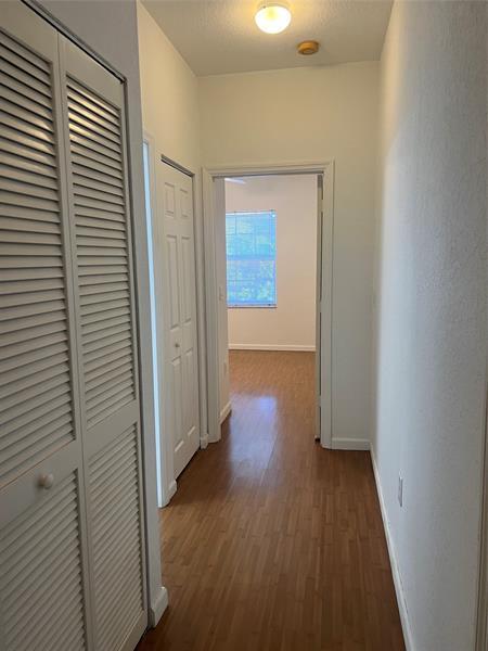 Building Photo - 614 NW 170th Terrace
