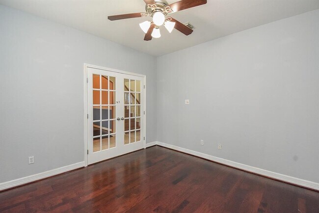Building Photo - 20907 Avery Cove Ln