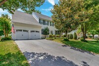 Building Photo - 15346 Bowmans Folly Dr