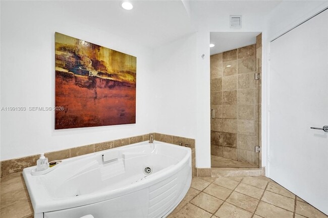 Building Photo - 18201 Collins Ave