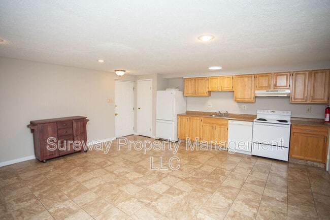 Building Photo - 26 Teaberry Ct