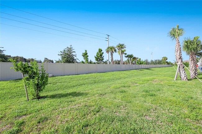 Building Photo - 14223 Pine Lodge Ln