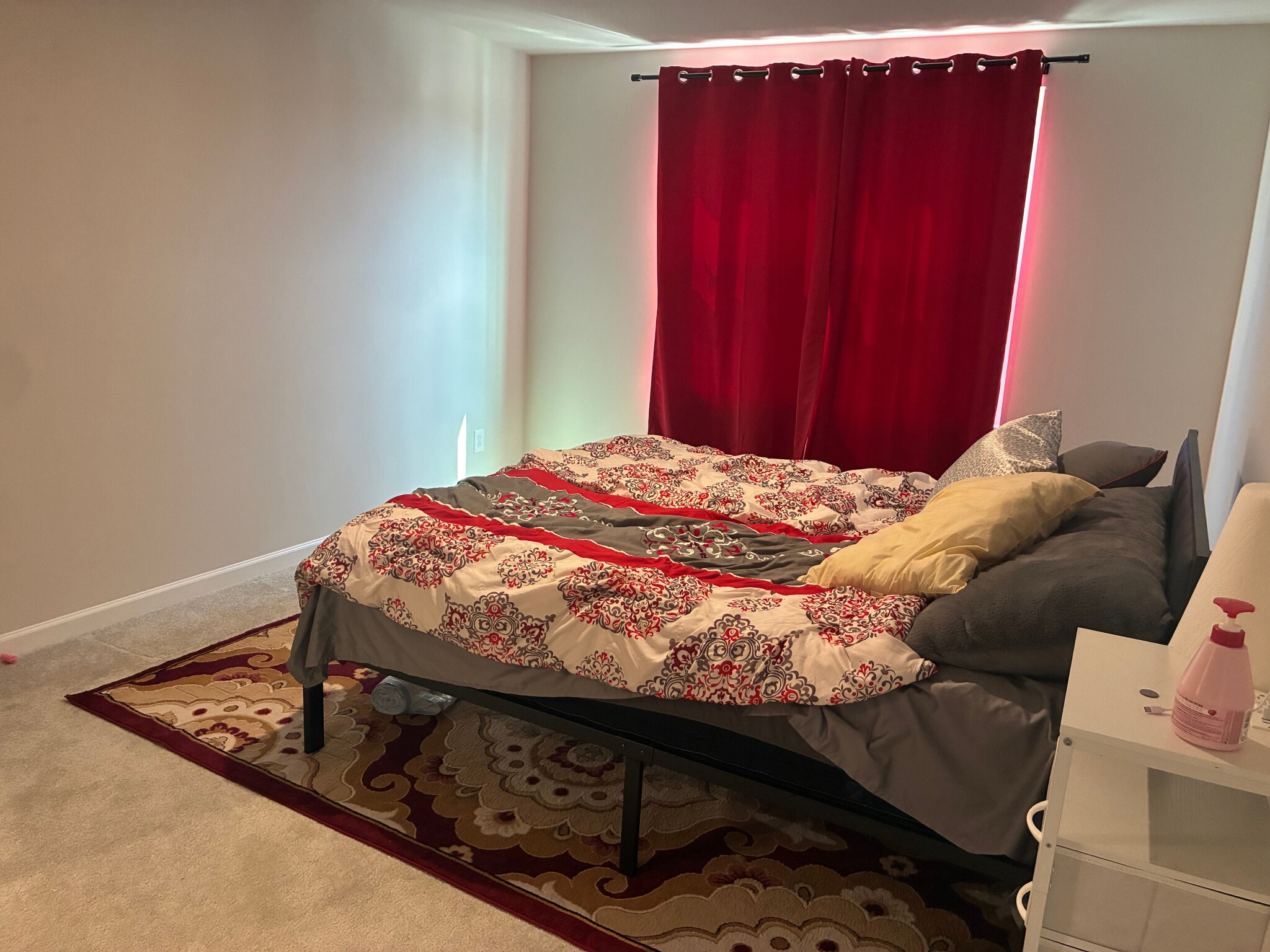 Building Photo - Room in Townhome on Tarik Ln