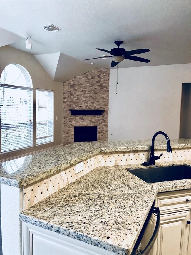 Building Photo - 6319 Deep Canyon Dr