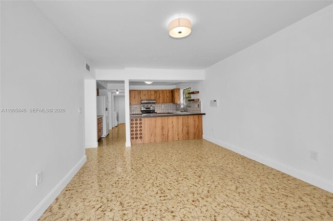 Building Photo - 1240 Ortega Ave