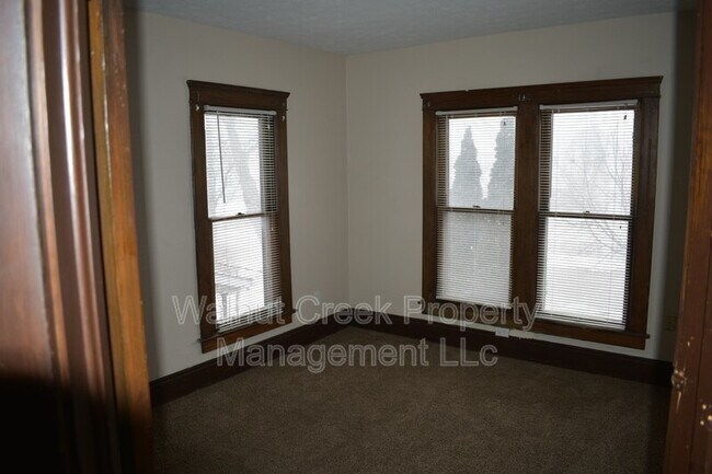 Building Photo - 1309 Middle Ave