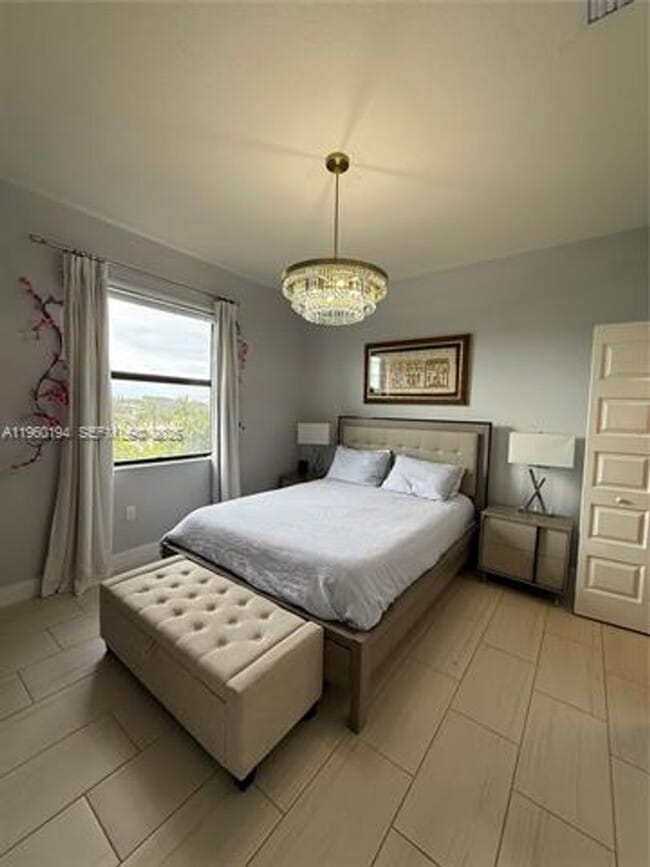 Building Photo - 7815 NW 104th Ave