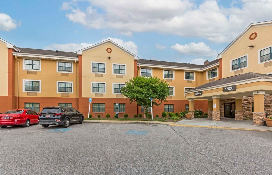 Building Photo - Furnished Studio-Baltimore - BWI Airport -...