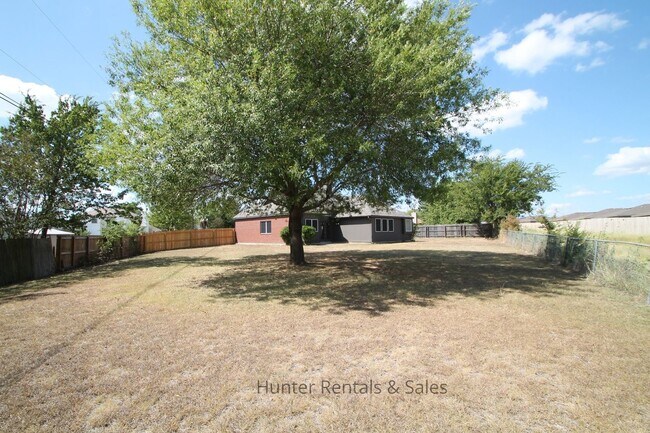 Building Photo - Brook Hollow Honey!