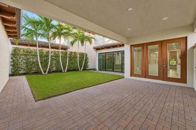 Building Photo - 6020 Curie Pl