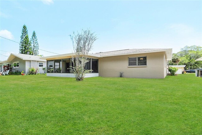 Building Photo - 2459 Indigo Dr