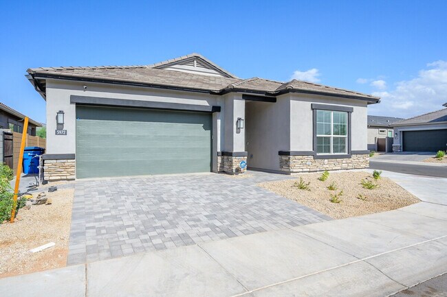 Building Photo - 5972 E Sinclair St