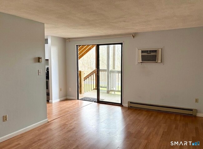 Building Photo - 70 Burgundy Hill Ln