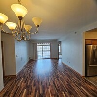 Building Photo - 16925 Stonewall Dr