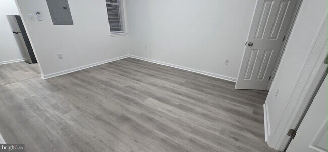 Building Photo - 2233 N 16th St