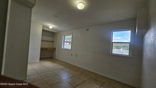 Building Photo - 1307 Park Manor Dr