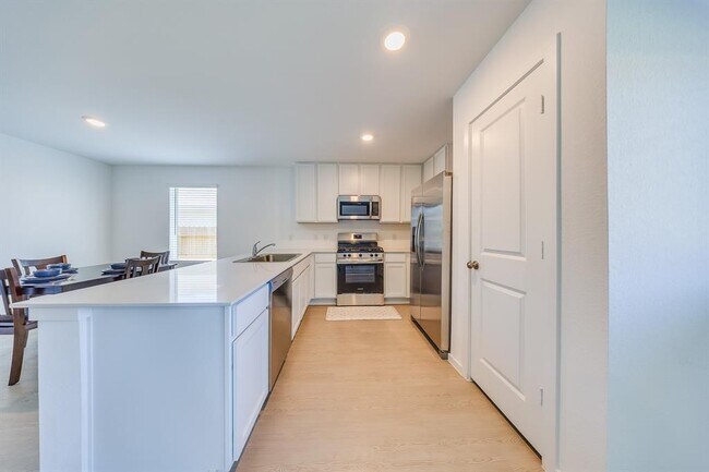 Building Photo - 18208 Pontecorvo Ln