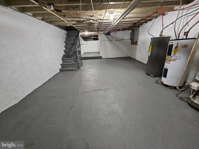 Building Photo - 2223 N Hancock St