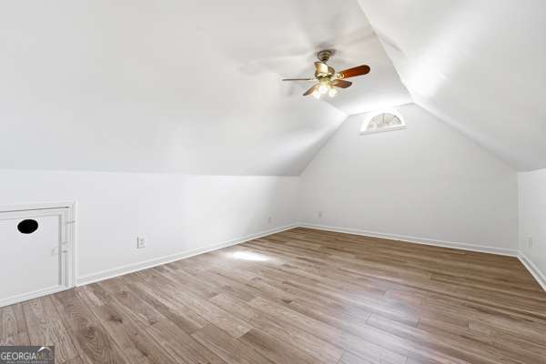 Building Photo - 4545 Parkview Walk Dr