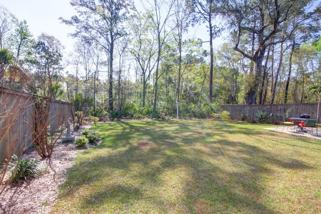 Building Photo - Stunning 4 bedroom in Park West - Mt. Pleasant