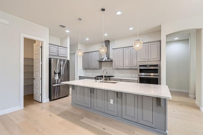 Building Photo - 10713 Lavon Bend