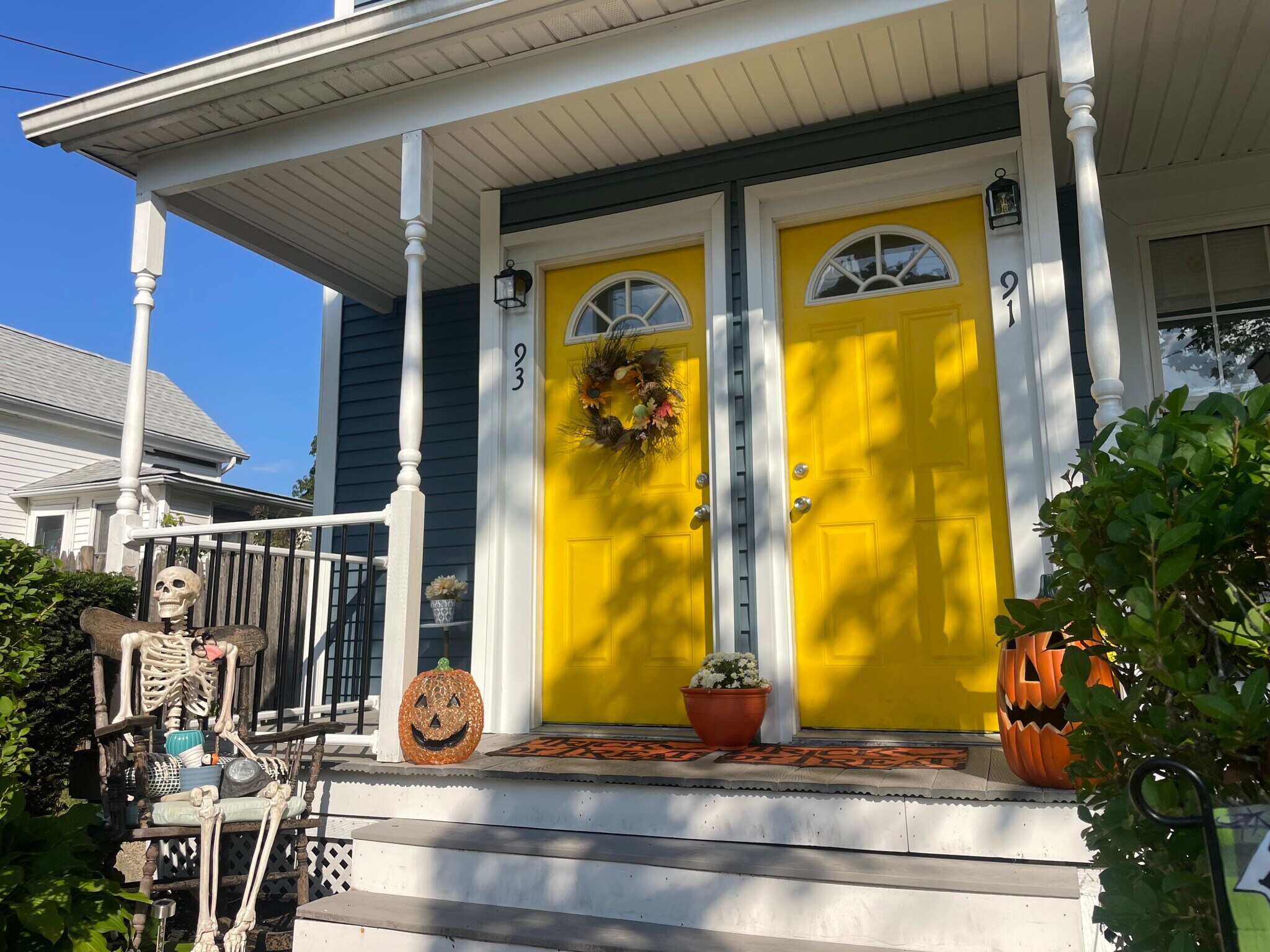 Front entrance - 93 Pavilion Ave